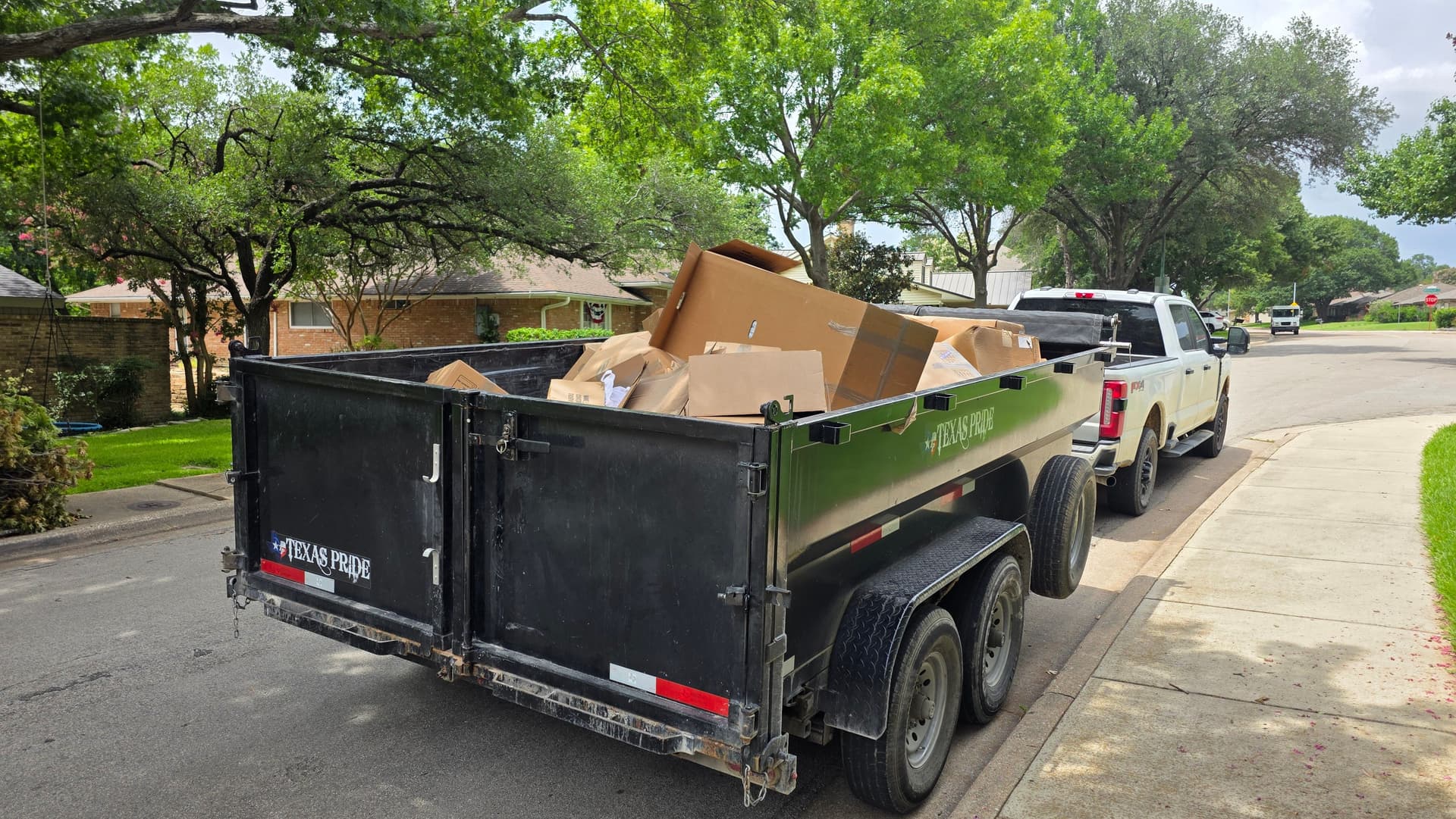 Gallery photos for Dallas Cardboard Hauling Success: Image #3