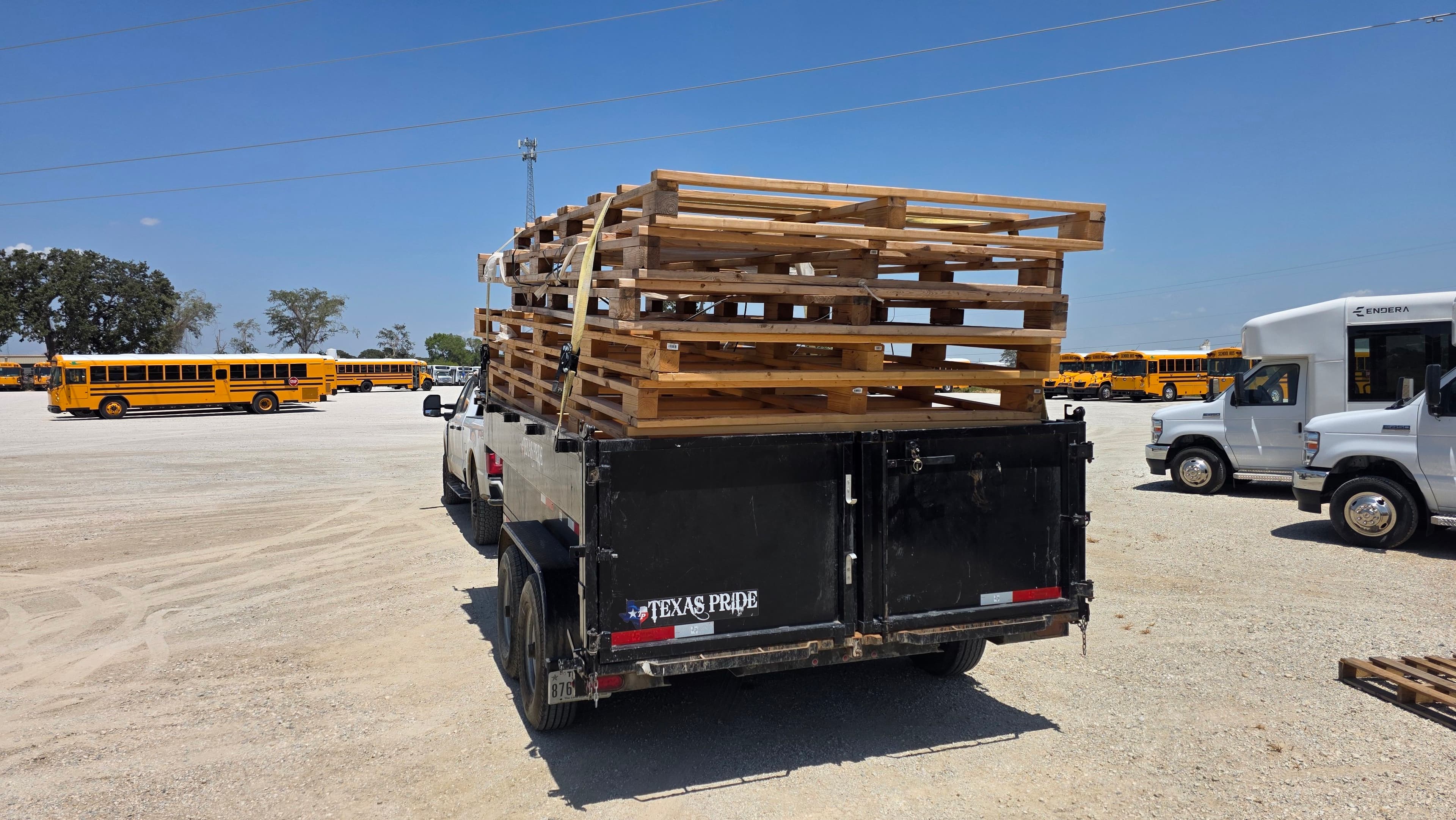 Project Pallet Removal Done Right in Krugerville image