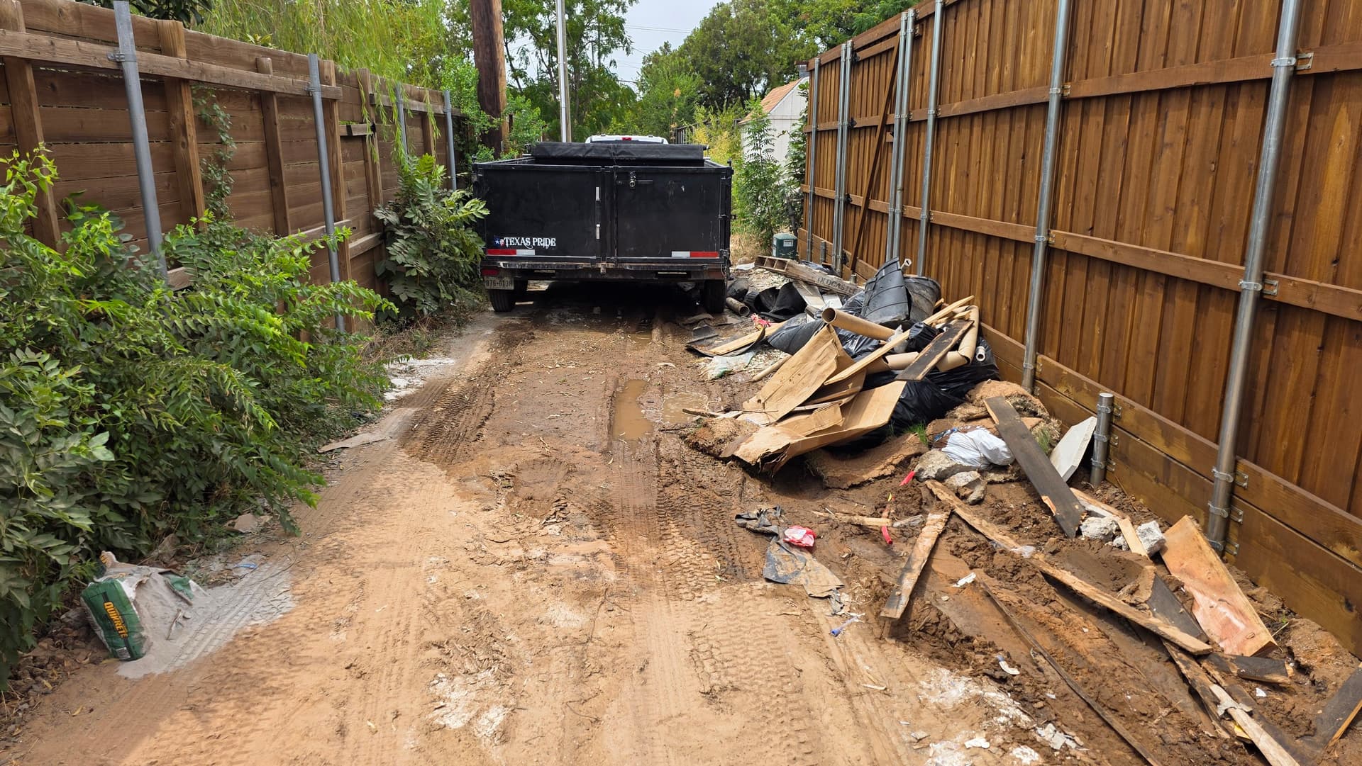 Gallery photos for New Home Construction Debris Removal in Dallas: Image #1