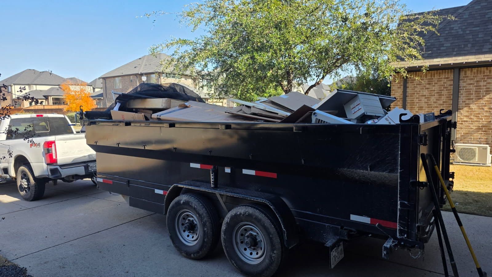 Gallery photos for Neat Garage Cleanout in Prosper TX: Image #2