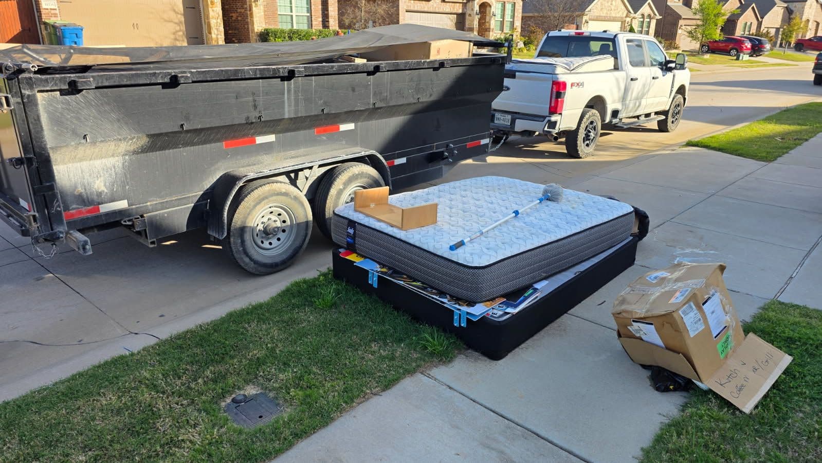 Project Effortless Mattress Removal in Aubrey Texas image