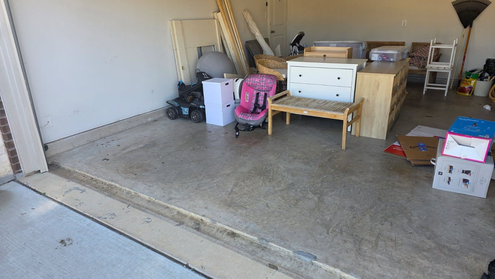 Gallery photos for Efficient Garage Cleanout in Aubrey, Texas: Image #1