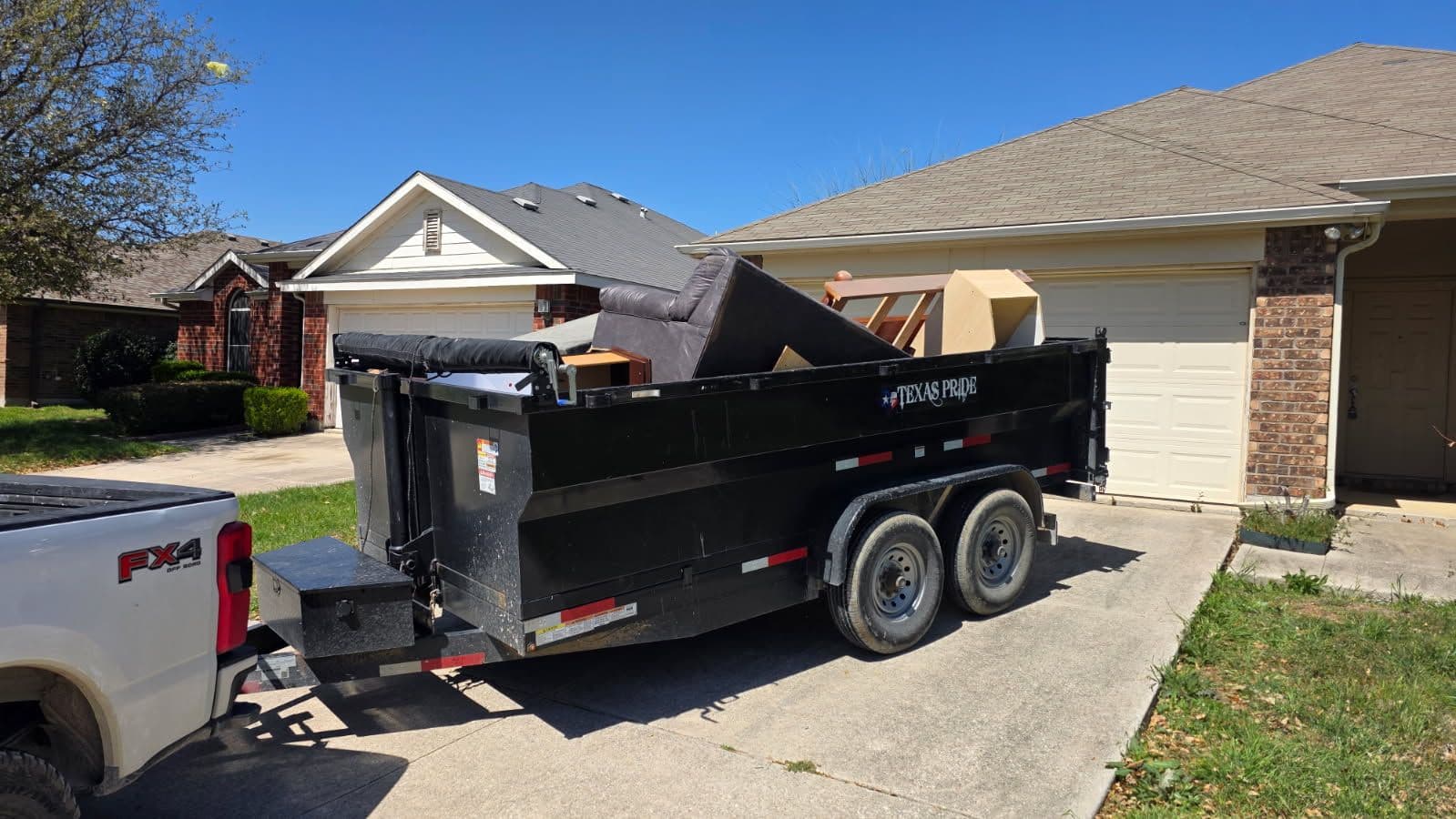 Gallery photos for Efficient Furniture Removal in Aubrey Texas: Image #1