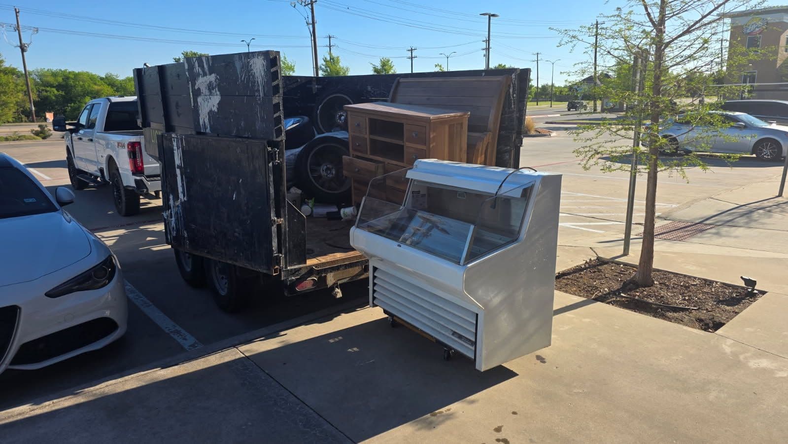 Project Commercial Appliance and Furniture Removal in Frisco Texas image
