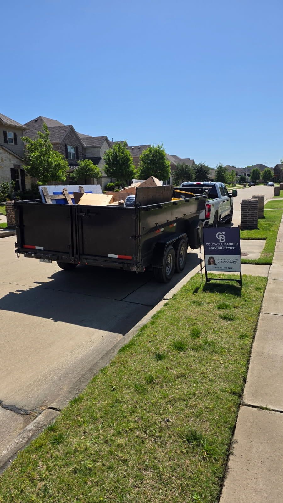 Project Garage Clean Out Before a Home Sale in Prosper Texas image
