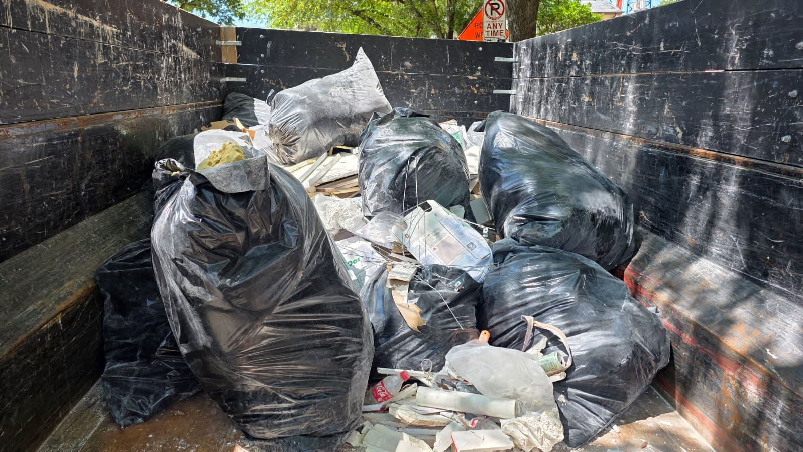 Efficient Dallas Junk Removal with Lionheart