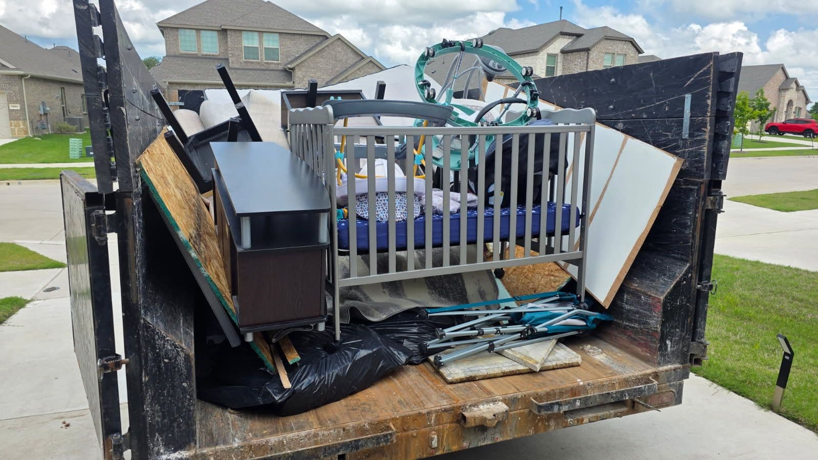Efficient Garage Cleanout in Aubrey Texas image