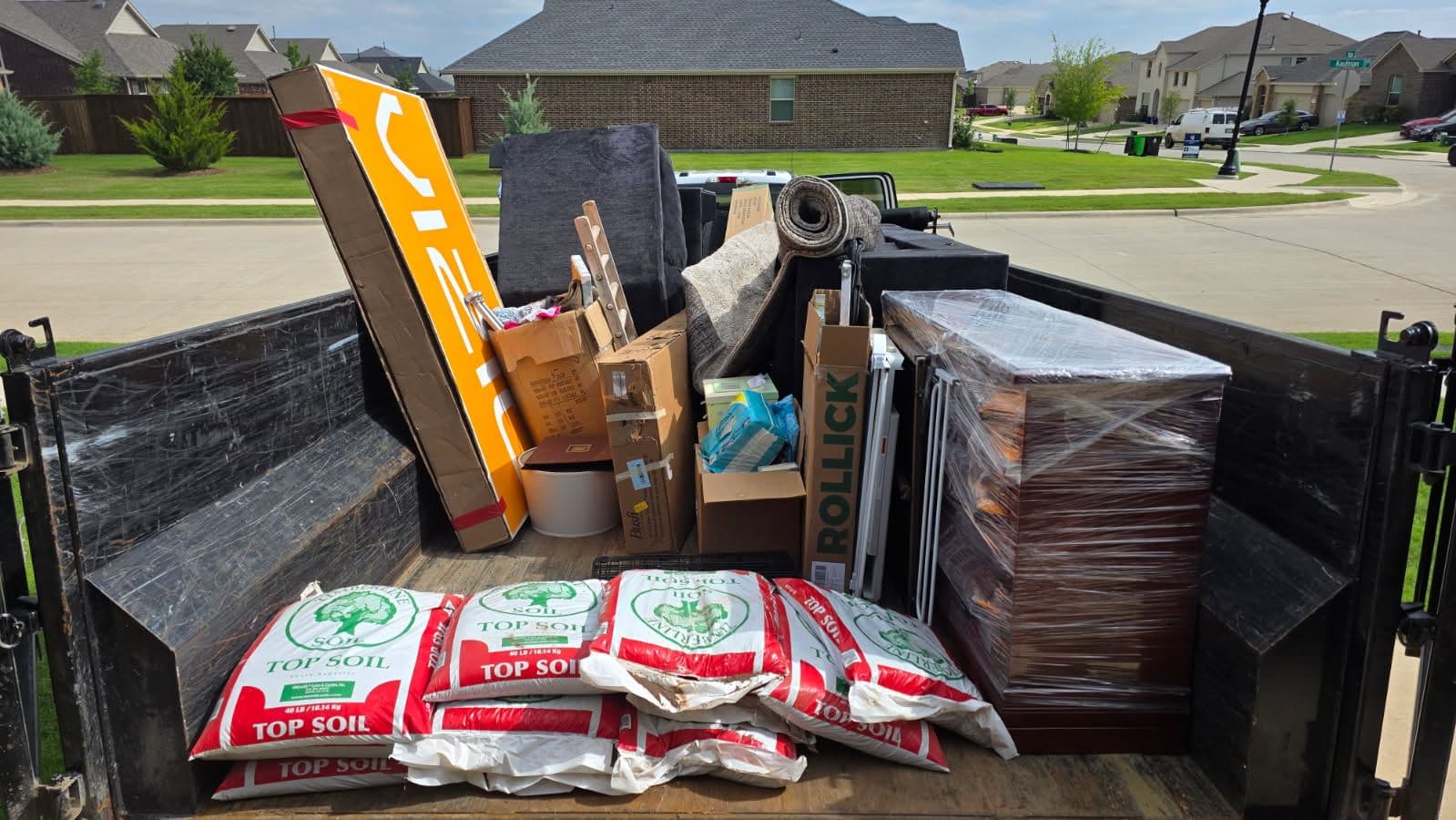 Gallery photos for Effortless Declutter Magic in Little Elm: Image #1