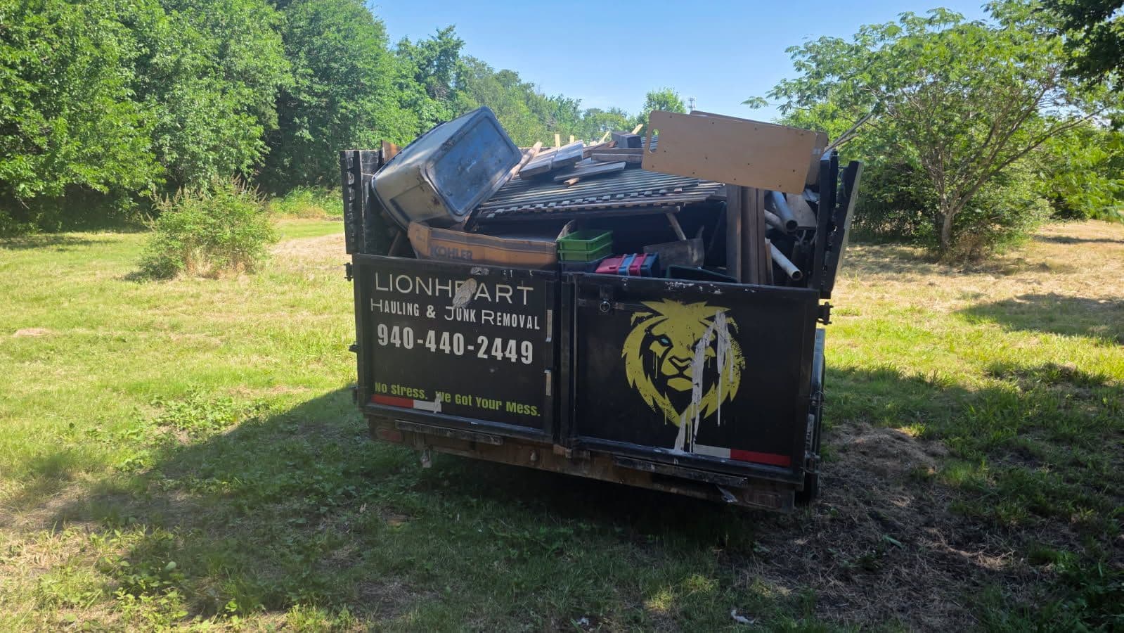 Gallery photos for Efficient Barn Cleanout Support in Celina Texas: Image #1