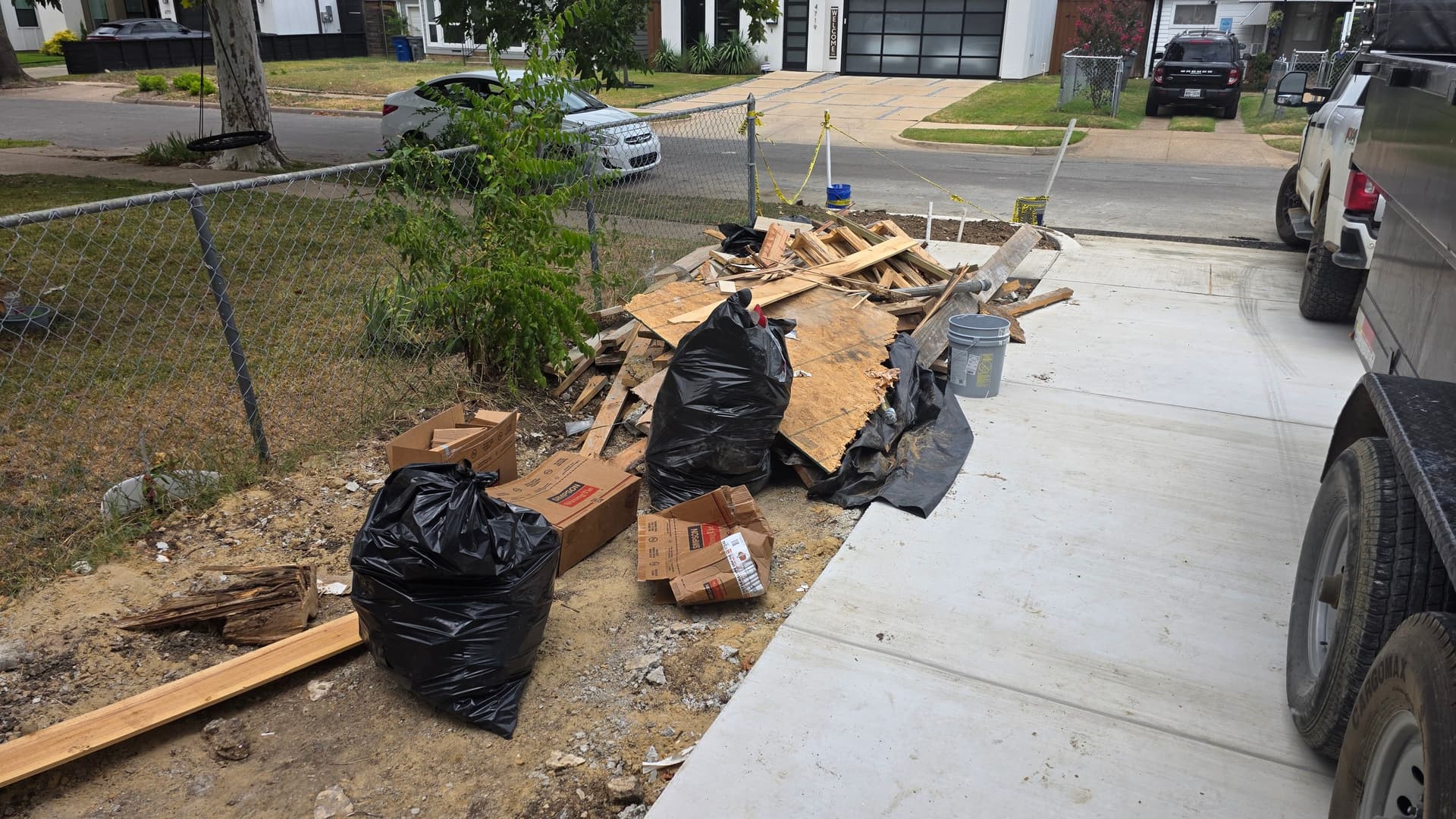 Gallery photos for New Home Construction Debris Removal Done Right in Dallas: Image #1