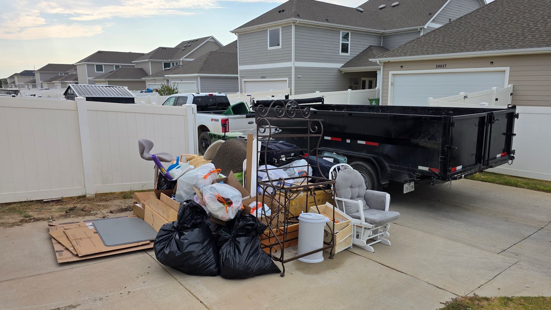 Curbside Cleanout for a Move in Providence Village TX image