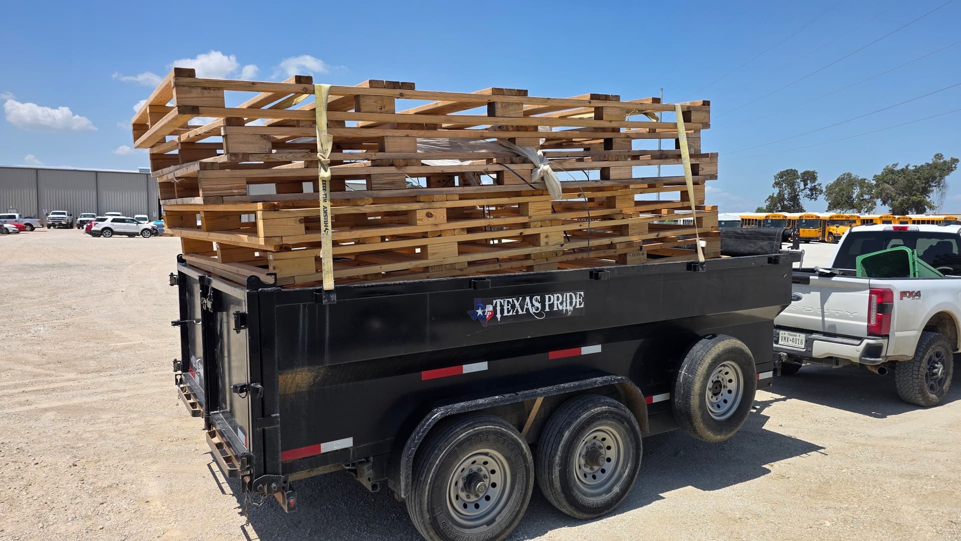 Gallery photos for Pallet Removal Done Right in Krugerville: Image #1