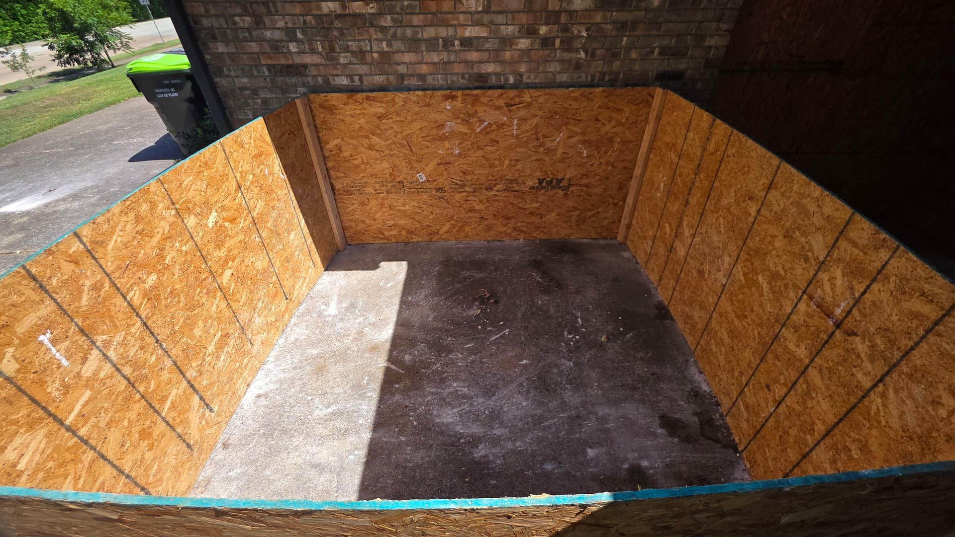 Gallery photos for Construction Debris Removal Keeping a Plano Remodel on Track: Image #1
