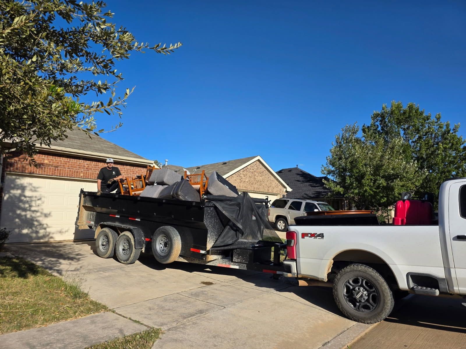 Efficient Junk Removal in Little Elm image