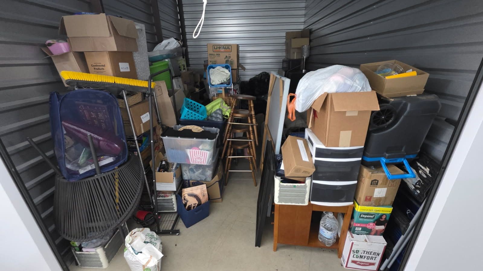 Storage Unit Cleanout in Aubrey Texas image