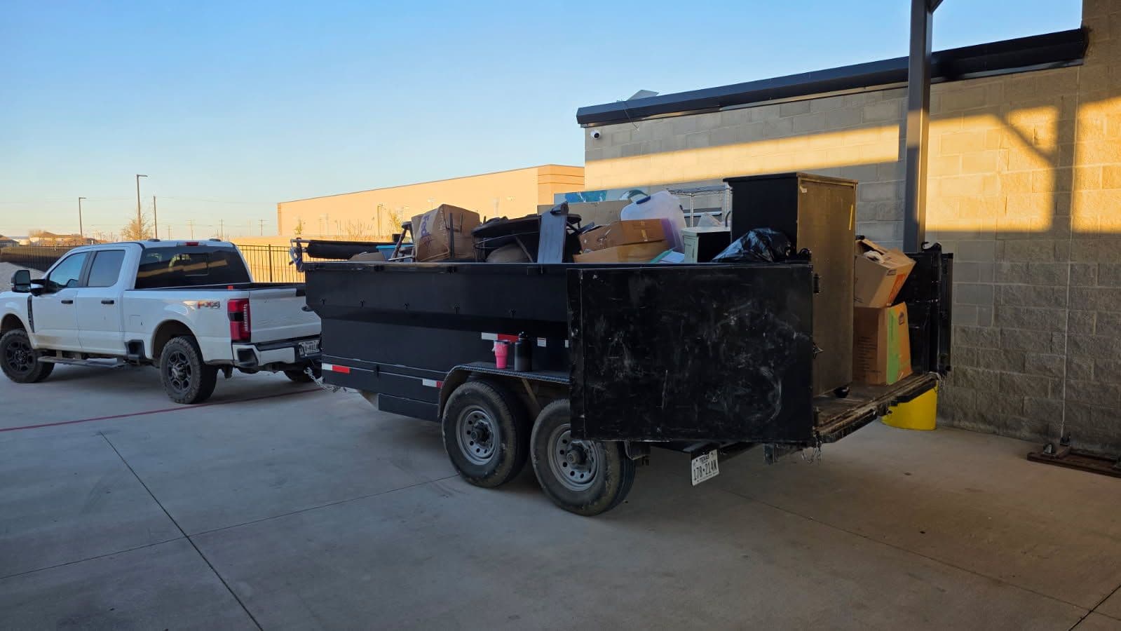 Gallery photos for Storage Unit Cleanout in Aubrey Texas: Image #1
